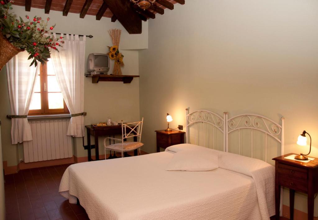Agriturismo Fattoria Rozzalupi Черрето-Гвиди Номер фото