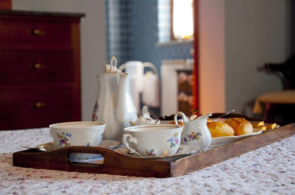 Agriturismo Fattoria Rozzalupi Черрето-Гвиди Номер фото