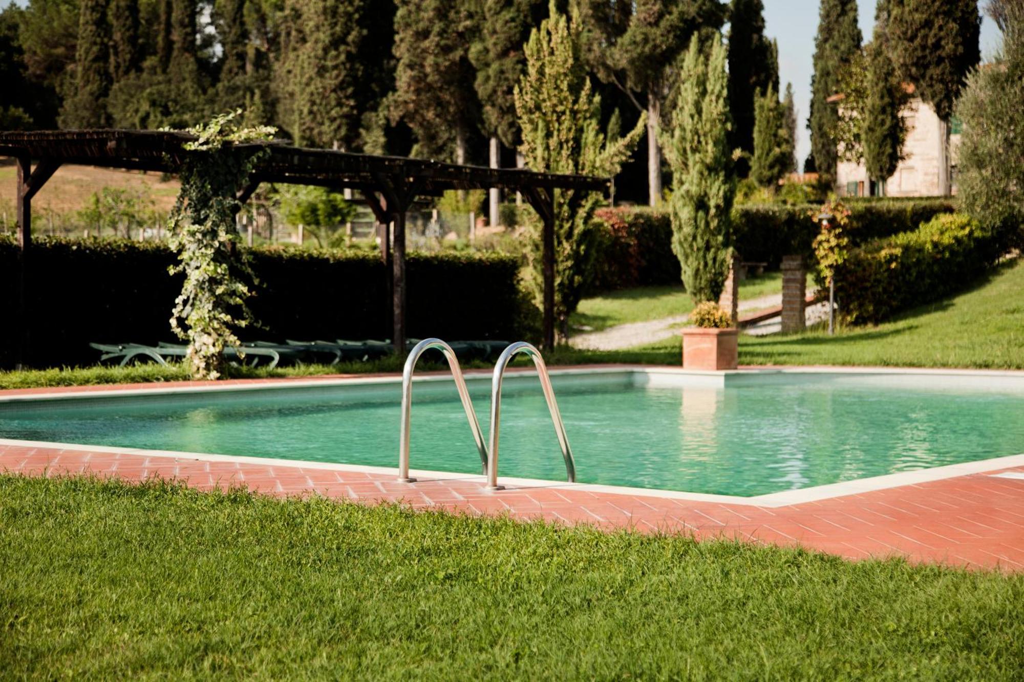 Agriturismo Fattoria Rozzalupi Черрето-Гвиди Экстерьер фото