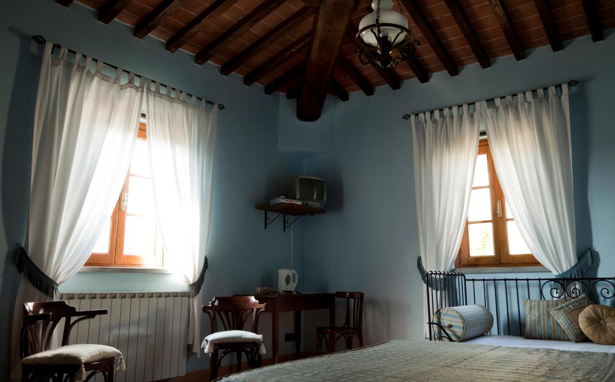 Agriturismo Fattoria Rozzalupi Черрето-Гвиди Экстерьер фото