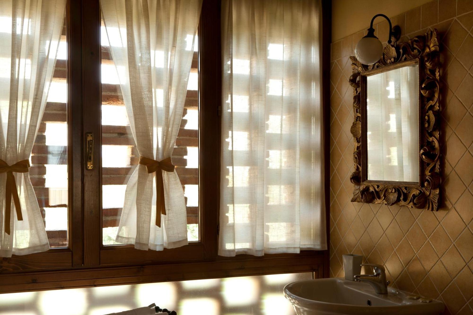 Agriturismo Fattoria Rozzalupi Черрето-Гвиди Экстерьер фото