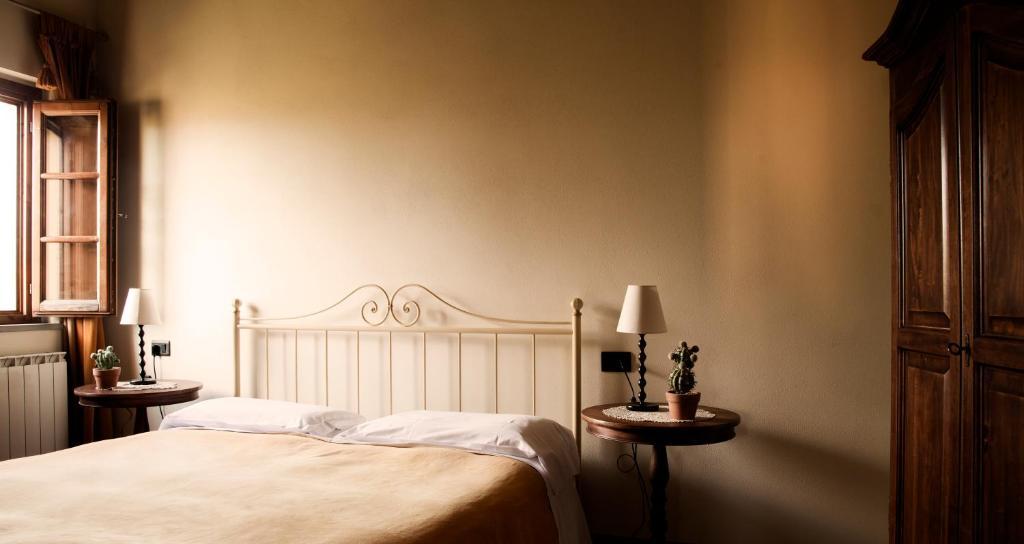 Agriturismo Fattoria Rozzalupi Черрето-Гвиди Номер фото